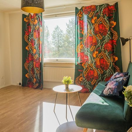Design Apartment With Lake View, Sauna, Fireplace Рованиеми Екстериор снимка