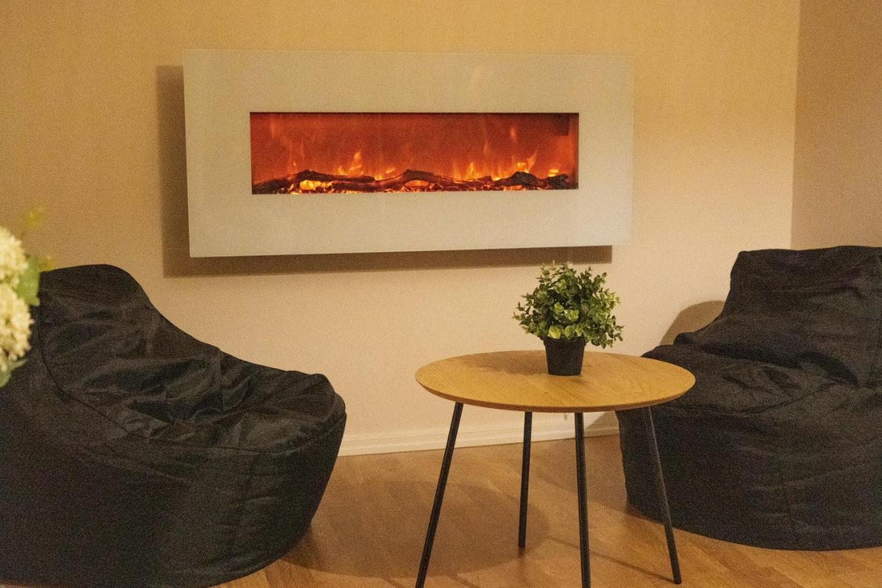 Design Apartment With Lake View, Sauna, Fireplace Рованиеми Екстериор снимка