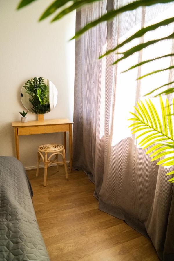 Design Apartment With Lake View, Sauna, Fireplace Рованиеми Екстериор снимка