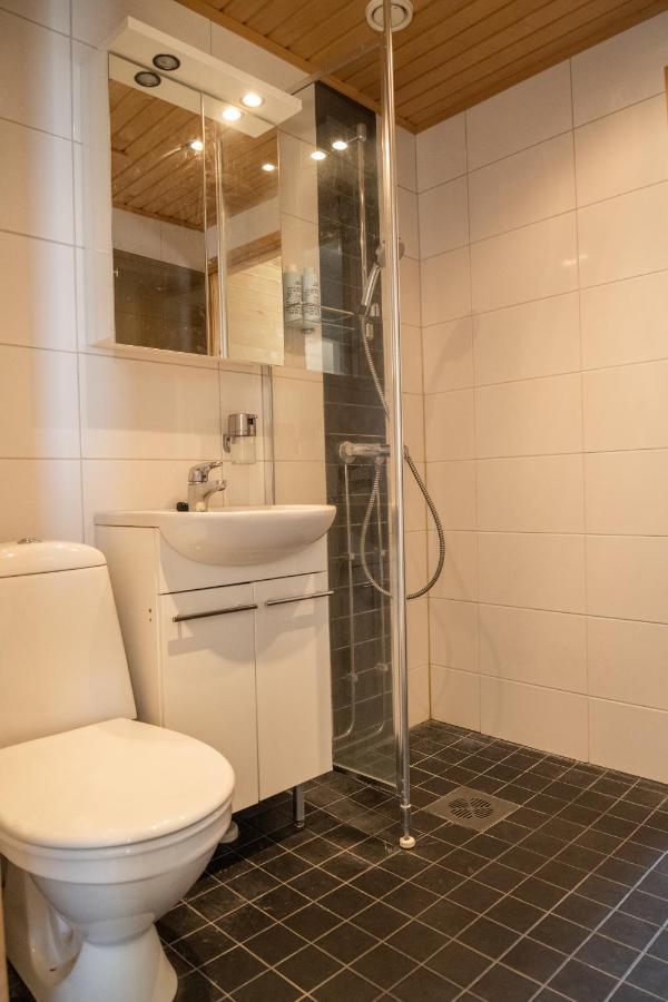 Design Apartment With Lake View, Sauna, Fireplace Рованиеми Екстериор снимка