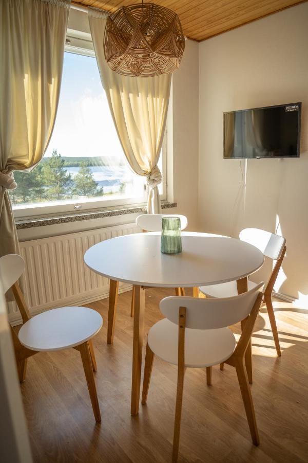 Design Apartment With Lake View, Sauna, Fireplace Рованиеми Екстериор снимка
